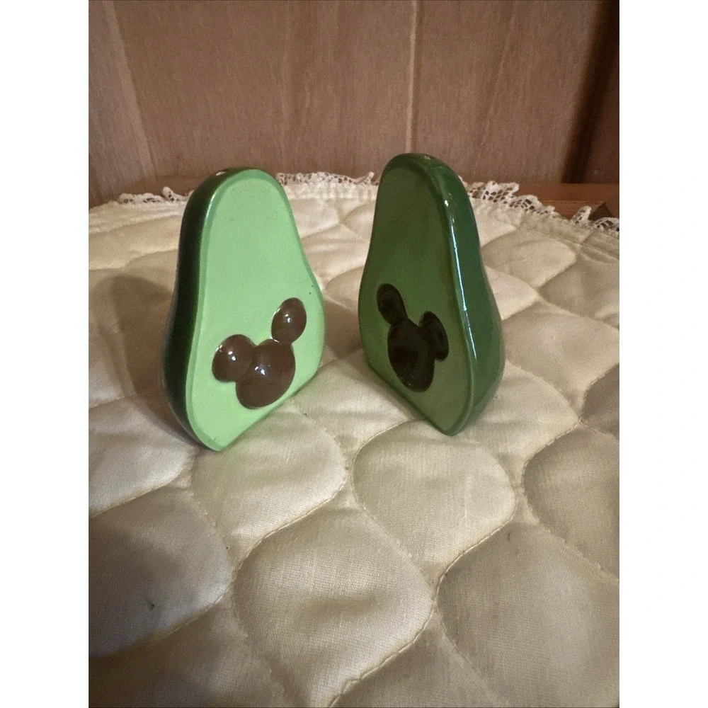 Disney Mickey Mouse‎ Avocado Salt Pepper Shakers, fit together, Has Orig Sticker